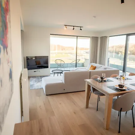 The One By Interhome *
